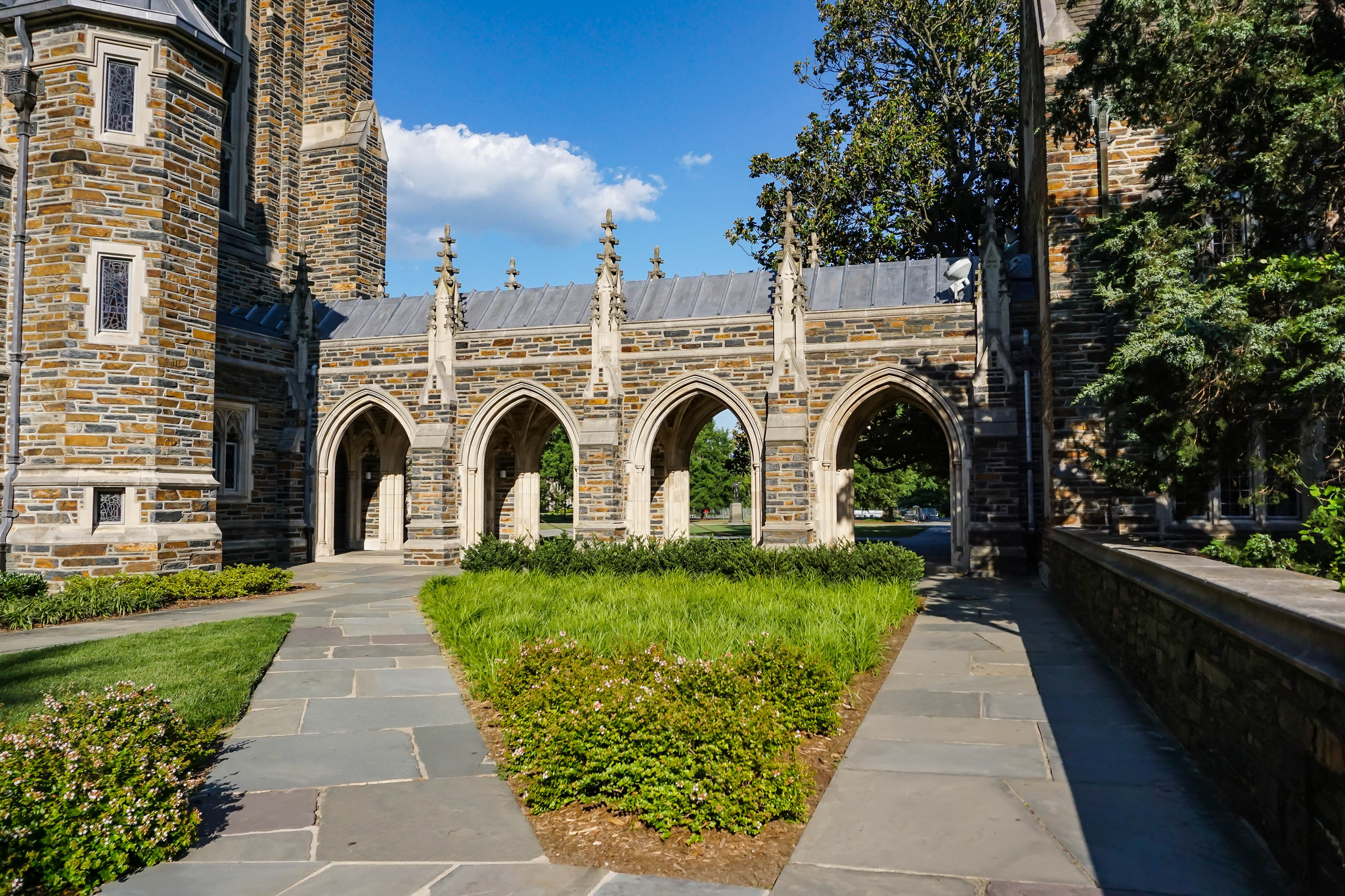 Travel from Durham - Tannan Plastic Surgery Travel from Durham - Tannan Plastic Surgery