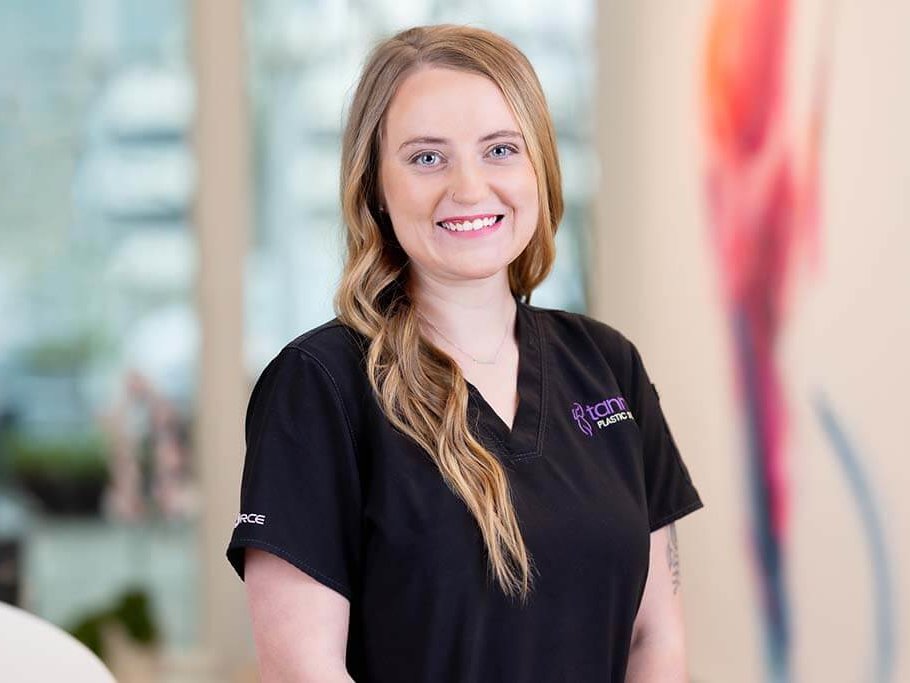 Heather – Tannan Plastic Surgery Heather Patient Care Coordinator