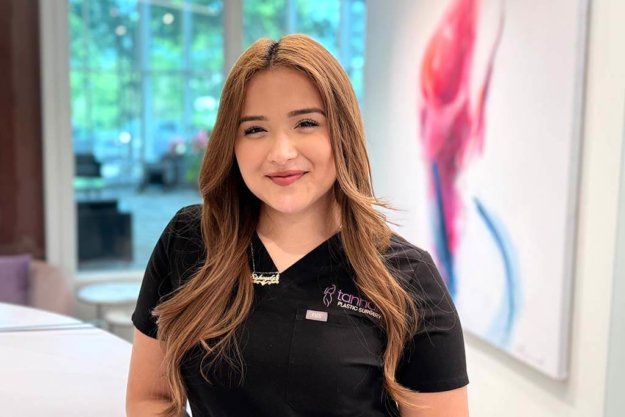 Esbeyde-Tannan-Plastic-Surgery Esbeyde - Front Desk Coordinator